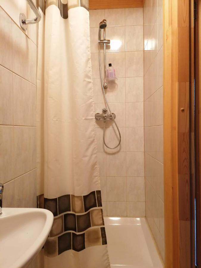Guest House Unguri Stalbe Dış mekan fotoğraf